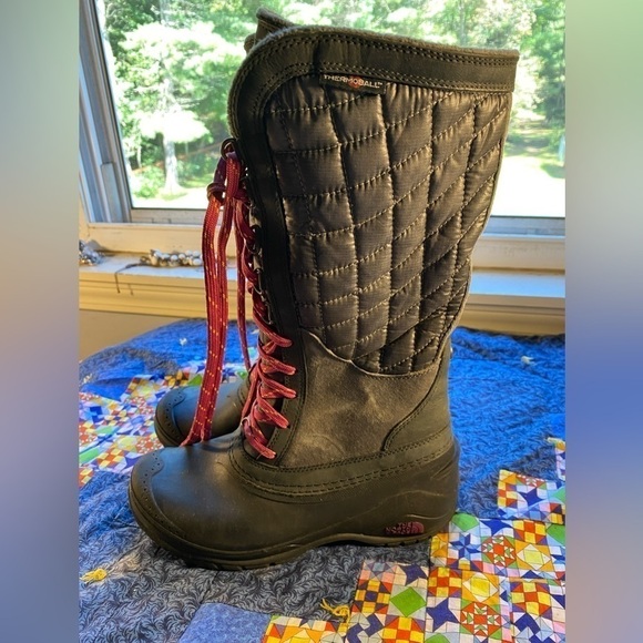 THE NORTH FACE THERMOBALL UTILITY BOOT WOMEN'S TALL LACE UP BOOT 6 - Picture 1 of 9